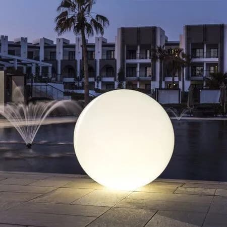 כדור סולארי 40 ס"מ עמיד במים עם שלט אלחוטי וחיבור USB